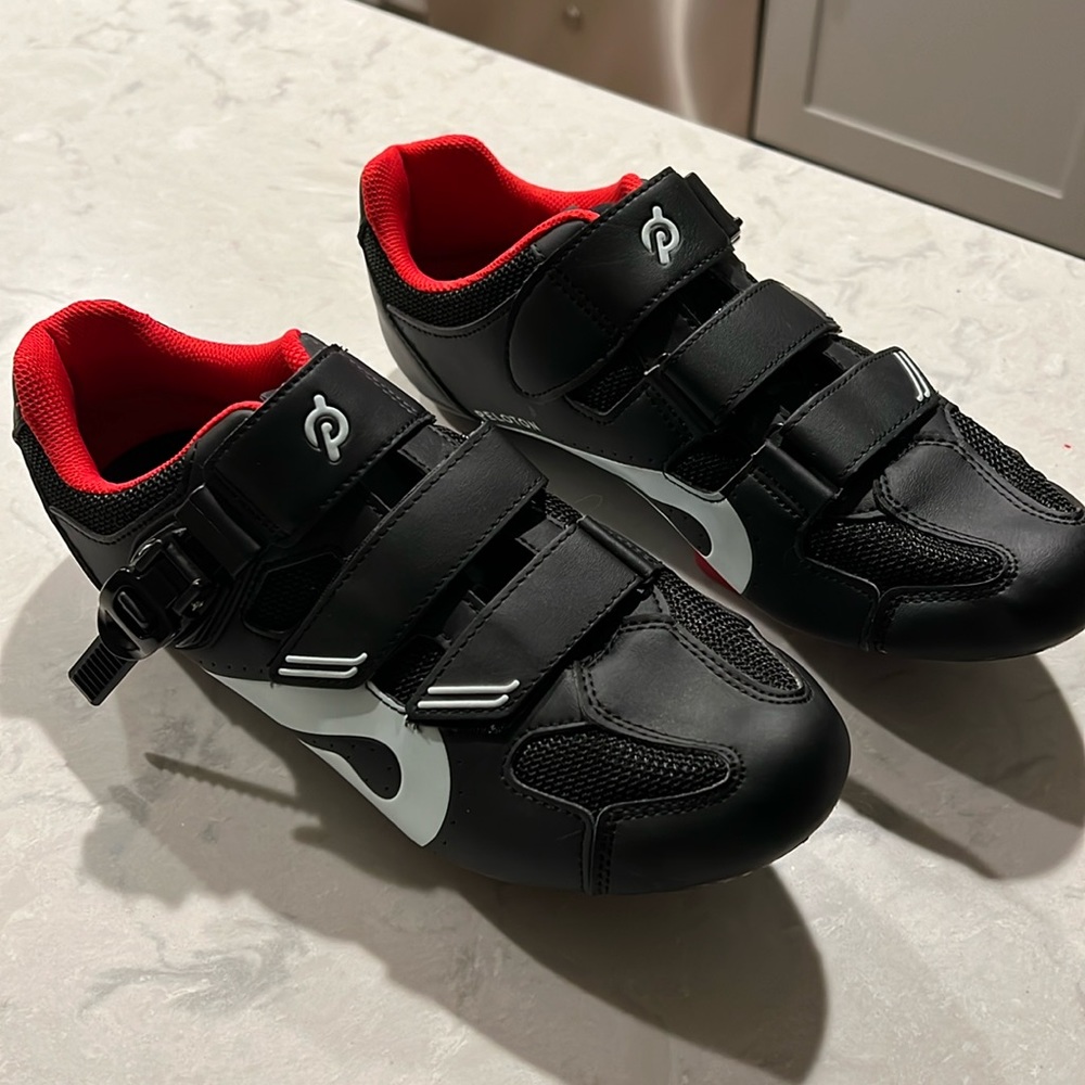 Peloton Size 44 Shoes